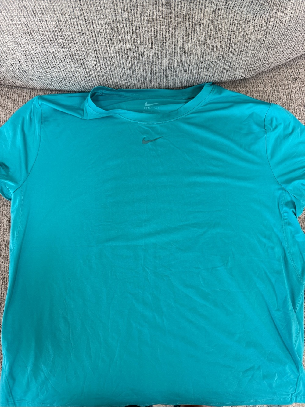 Nike women’s Short Sleeve Dri-FIT Tee - Aqua Teal
